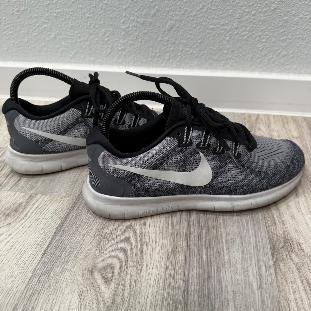 Nike Free RN 2017 Women's Running Shoes Gray White Sneakers Size 9 - Picture 1 of 8